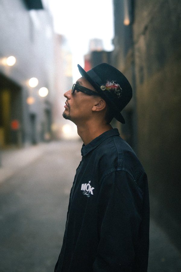Mofak de profil, chapeau et veste Mofak Funk Hustler