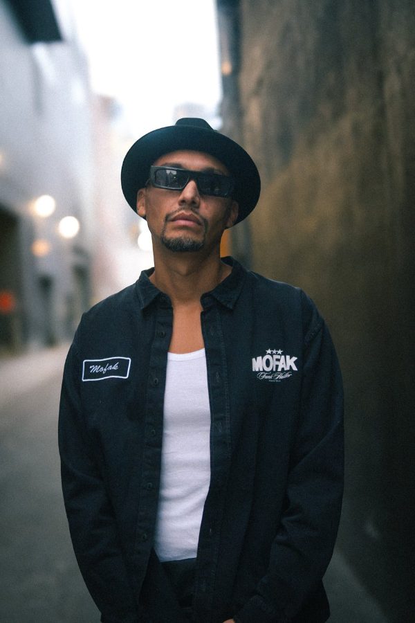 Chemise Crew Edition — Mofak & The Mofeezy Band